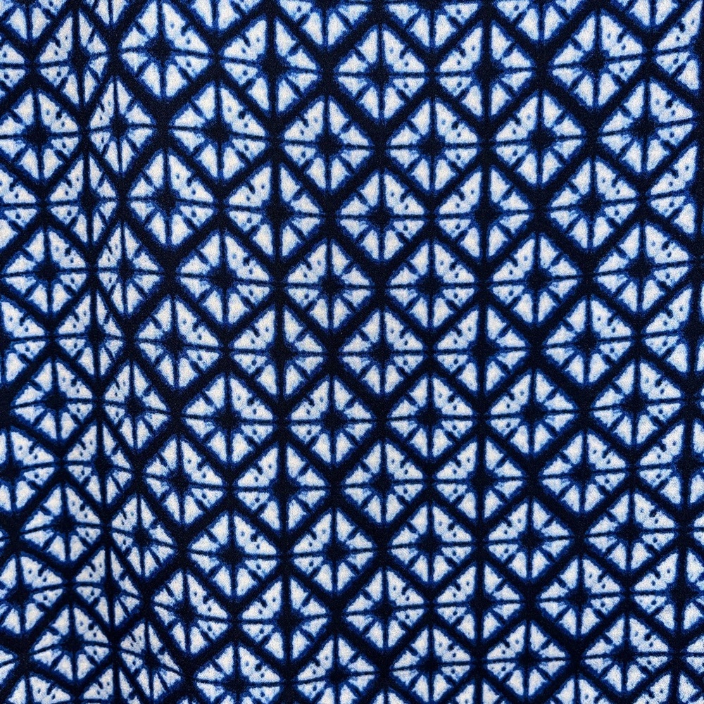 Banana Republic Blue and White Short Sleeve Patterned Blouse Large - Picture 3 of 4